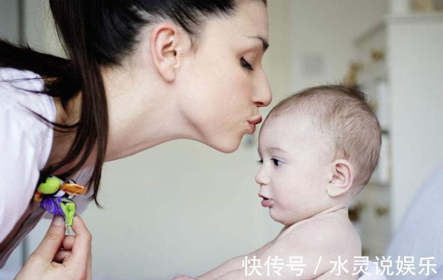 左撇子|宝宝出生后为啥要被留脚印医生不会告诉你,但父母要知道!