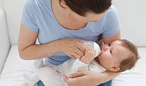 母乳喂养|宝宝频繁表示想喝奶,未必是因为“肚子饿”,读懂孩子需求更重要