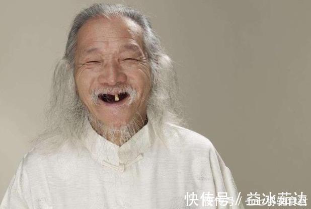 衰老|当一个人老了，就会有六种表现，如果你没有，恭喜你身体健康长寿