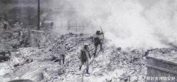 融化|紫禁城一场大火后，文物金银都被融化，可几个捡垃圾的却发了大财