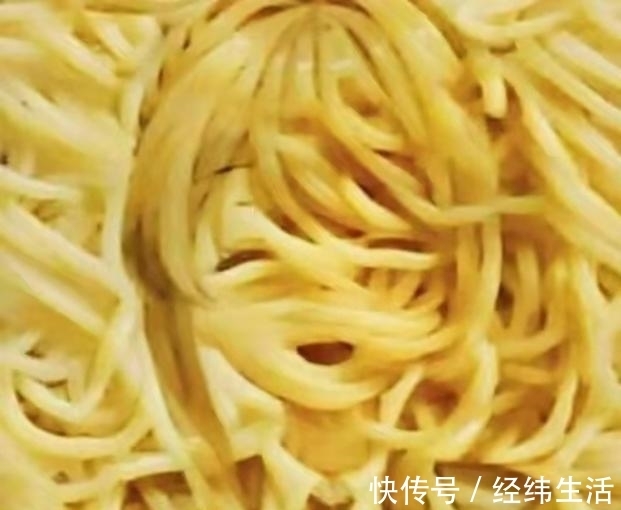 拉面|拉面能做二次元角色?小樱笑容治愈,《名侦探柯南》角色神还原