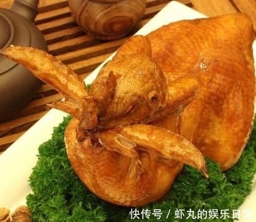  白切鸡|中国4大名鸡，你吃过几种？第一名曾是帝王专属美食