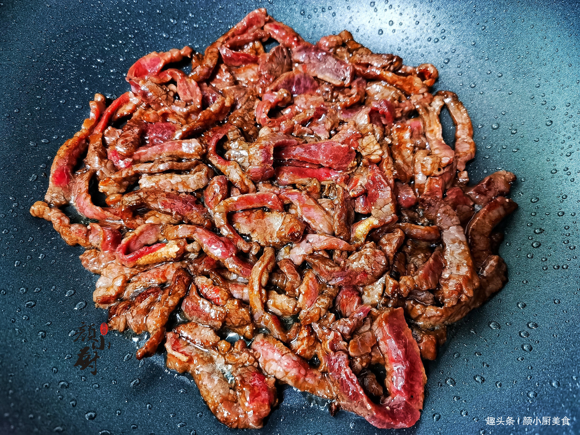 炒牛肉时，万万不可直接下锅就炒，多加这一步，牛肉鲜嫩更好吃