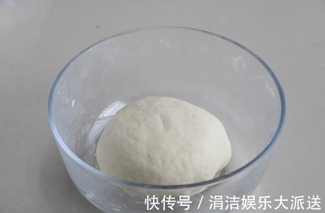 鸡蛋|西红柿别再拿来炒鸡蛋了,换个做法,老人孩子都爱吃,鲜嫩多汁