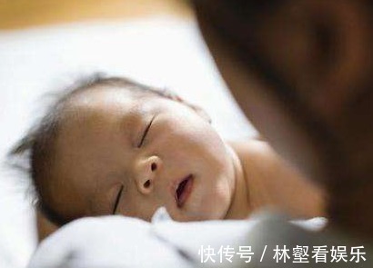 家长|容易伤害孩子大脑的“中国式哄睡”，无知家长浑然不知，害了孩子
