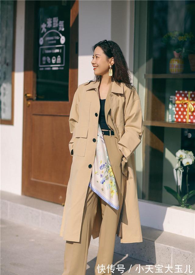 秋冬 有品位的中年女人,大衣都会选这些颜色,显年轻又颇具高级感
