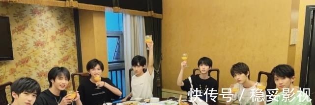 快本|时代少年团发展受限，何炅无视丁程鑫引争议，宋亚轩也曾深陷其中