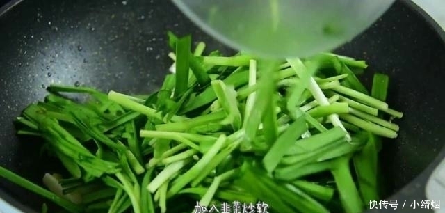  这菜到夏天不好吃，但它刮油最厉害，吃一口相当于吃10个苹果