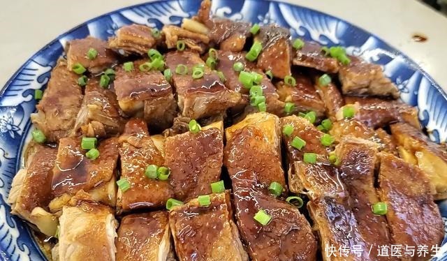 爱吃鸭肉一定要收藏,最新做法,喷香开胃,比烤鸭还好吃,真解馋!