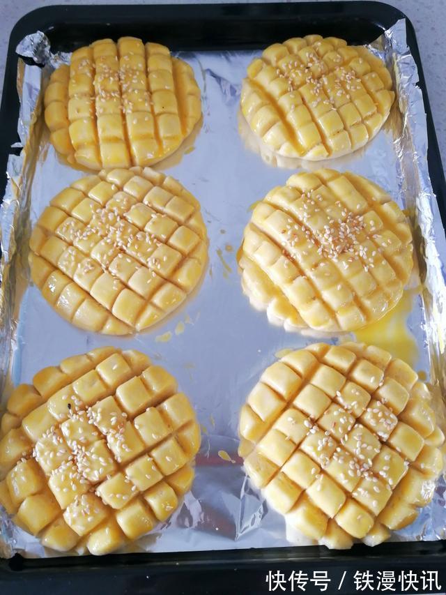 玉米|玉米面新吃法，不加油不加糖，不蒸不烙，味道香酥，吃一次还想吃