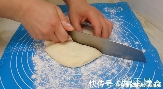 以后葱花饼别再买了，加2勺麻酱，不烫面不发面，比鸡蛋饼都好吃