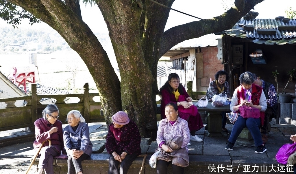 古朴宁静，士和民顺，浸润深厚文化底蕴的边陲小镇——和顺古镇