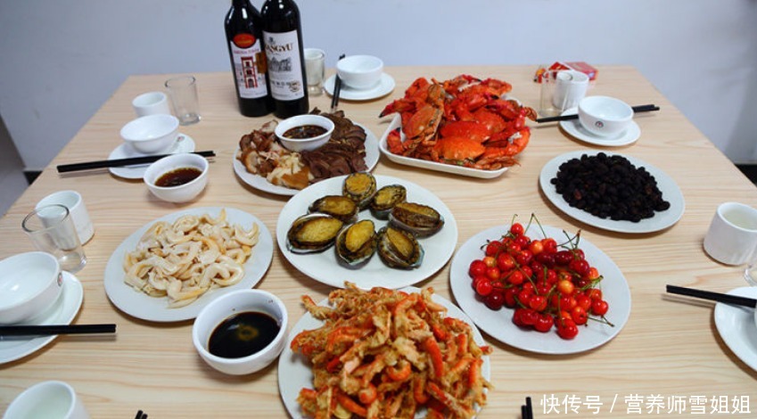 尿酸高了,防并发症,少碰三种水,做好四件事,降低尿酸不是难事