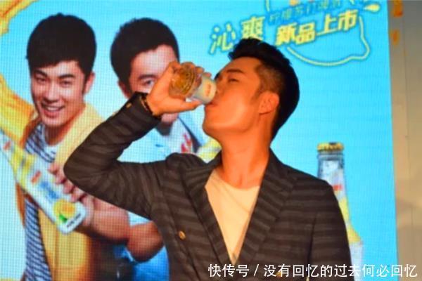 娱乐圈|娱乐圈四大酒仙,吴京27瓶啤酒没反应,最后一位被称啤酒喝不醉