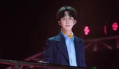 陳小春|《披哥》四公最大遺憾，不是唱錯歌詞的張淇，而是張晉組這張王牌