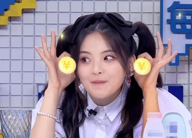 冰箱|杨超越冰箱里的高级牛肉,被厨师拿来做菜,镜头特意给到她,反应真实了