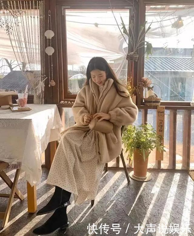 外套怎么穿才好看换上这几款内搭,气质又时髦