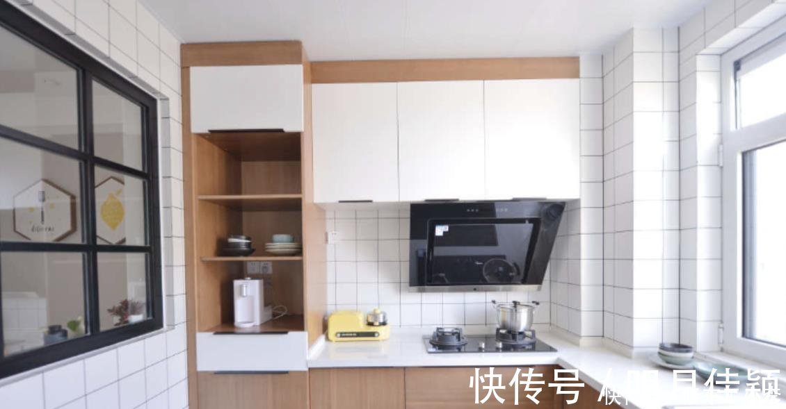 阳台|客厅造个“假阳台”，一进门就被迷住了，这套92㎡新房，太温馨