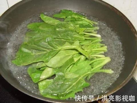 3种蔬菜炒之前必须“焯水”,否则相当于在吃“毒素”,合理做法