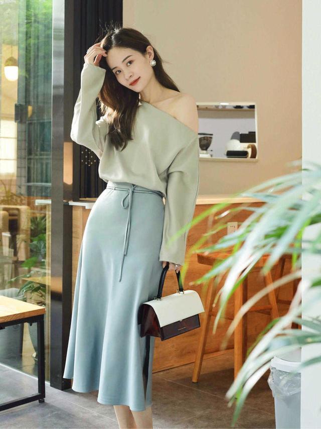 印花裙|最温柔可爱,最轻松简约的气质穿搭,照着穿就很洋气