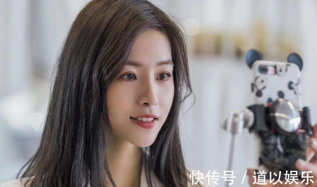 为走红冒充草根歌手，韩红戳穿后当场发飙，将他们赶出舞台！