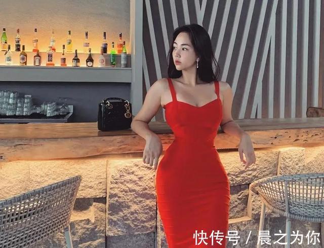 健身运动|韩国女神Grace Kim,130斤身材比例完美,简单动作让你练出同款!