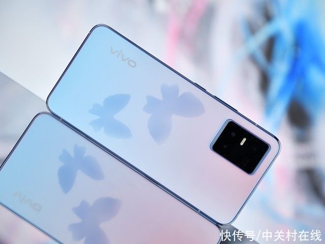 超广角镜头|vivo S10让小姐姐直呼过瘾？其中缘由还真不一般