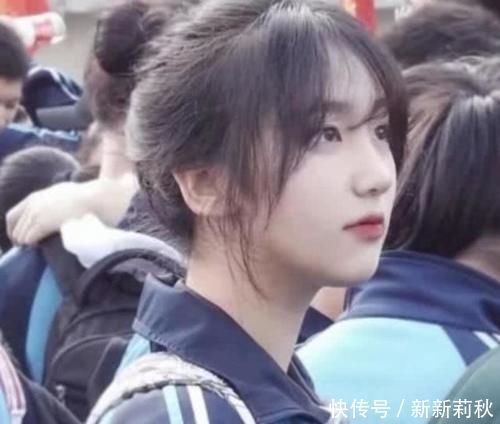 女生脸上有这“3特征”,别再“披头散发”了,小仙女早就扎起来了