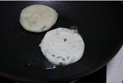 自从婆婆教会我油酥饼的这种做法,我家一星期一袋面,是真的好吃