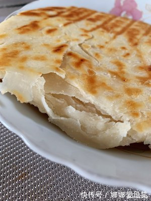 爱吃烙饼的一定要收藏，和面才是关键，外酥内软，凉了都不硬！