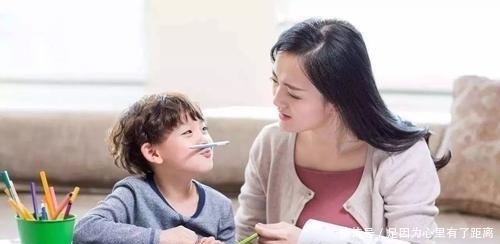 小学生作文《怀孕》火了,老师看后哭笑不得:孩子真有责任感