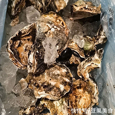 百吃不腻的蒜蓉生蚝教程