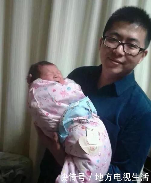 脚肿|有种冷叫做奶奶认为你冷,宝妈以为宝宝的脚肿了,脱开一看愣了