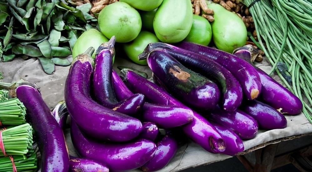 吃了20多年的茄子,只服这种做法,实在是太下饭了,好吃又解馋