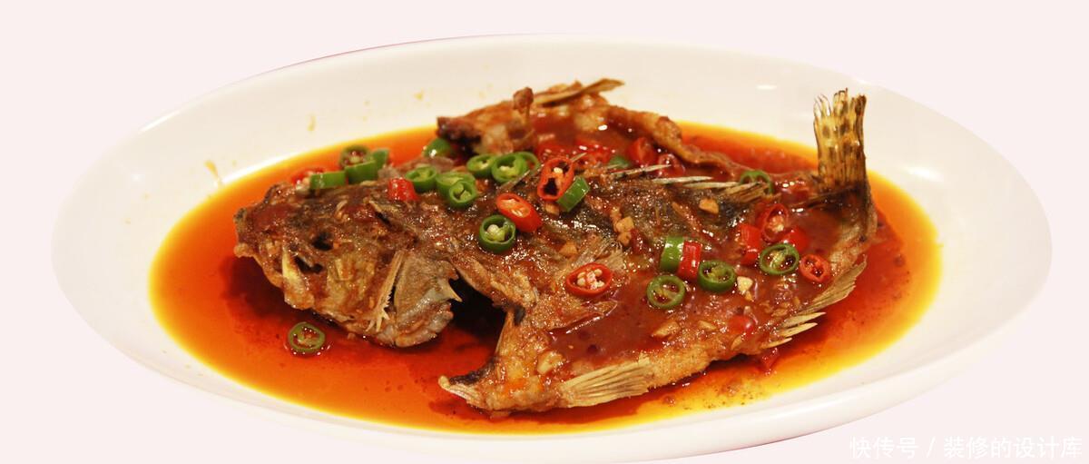  鲜嫩|比松鼠鳜鱼还好吃的做法，香辣可口鲜香浓郁，鱼肉鲜嫩入味