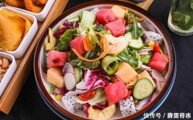 天然“胶原蛋白”被发现,女人每晚睡前吃,皱纹没,气色好显年轻