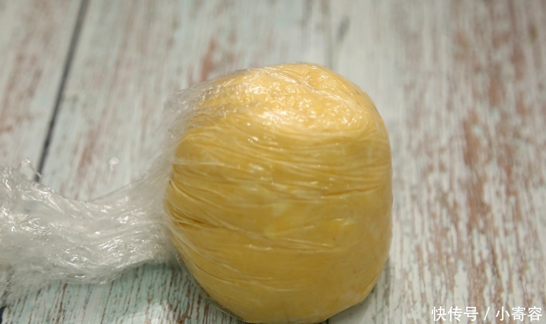 一块南瓜,一杯面粉,比蛋糕好吃,比披萨还香,新手也零失败!