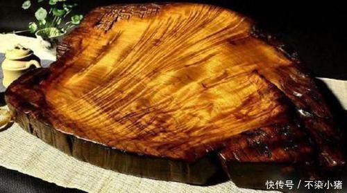 发现|小伙家中翻出百年未裂旧菜板,经专家鉴定后你“发大财”了