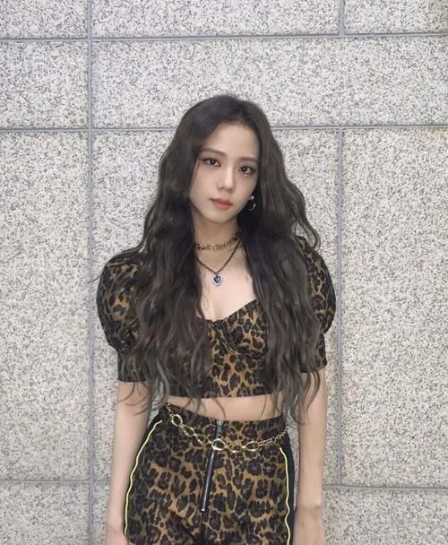 明星都欲罢不能的6种发色，每一款都巨显温柔，气质绝佳！