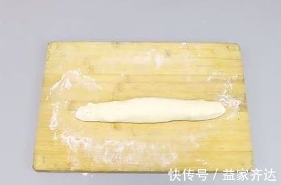 做法|饺子皮快速做法，不用擀面杖，一次做够一大锅，学会过年露一手吧
