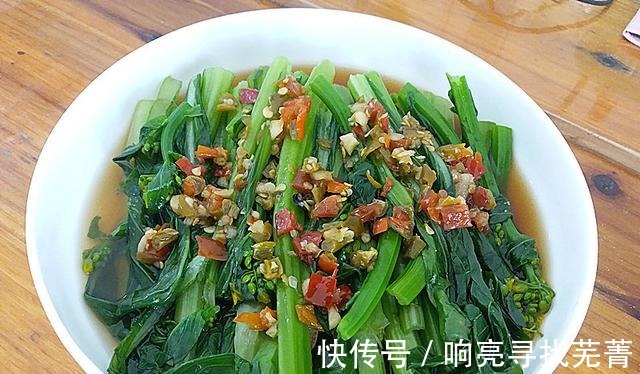 补钙|冬天别总是吃大鱼大肉了,这菜每天吃一盘,降脂又补钙,通便排毒!