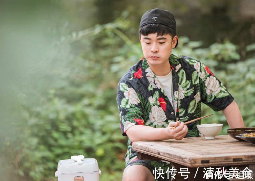 鄧超陳赫默契過頭，還有熟悉的跑男味道！但他們坑了《五哈》全團