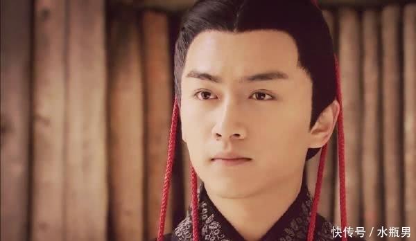 算命先生|皇帝请相士算寿命，相士：比我多活一天，皇帝：好吃好喝伺候着！