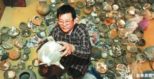 农民修房子挖出两副棺材,打不开放了一把火,他想掩饰什么!