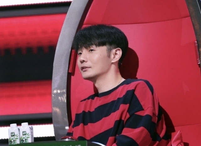 好声音:盲选时拿一手烂牌,把最强的淘汰,如今败了却说后悔了