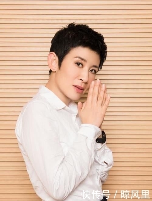 发型|奔三奔四的女人,最好少留这3种显老发型,多尝试另外3种减龄款