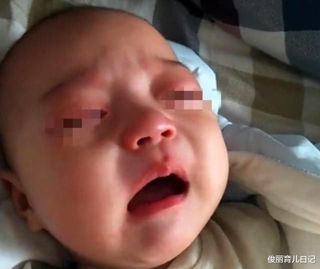 手电筒|男童半夜耳朵疼,妈妈拿灯一照马上去医院,回家立刻丢东西