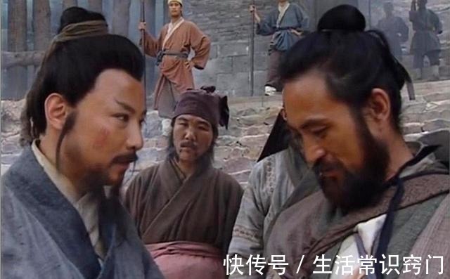 朴刀$林冲和杨志继续打下去谁会赢林冲一头衔暗示了比斗的结果!