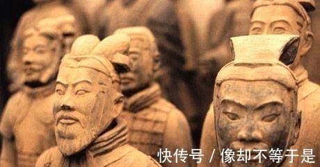 考古学家&秦始皇兵马俑是用真人烧制而成这尊裂开的兵马俑,揭开所有谜底!