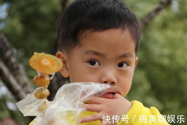 儿科医生|被称为“幼儿杀手”3种食物,比辣条危害大,可惜很多家长不知晓